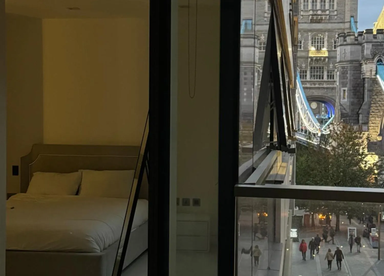 Spacious 3 Bedroom 3 Bathroom Apartment Near Tower Bridge Londyn Wielka Brytania